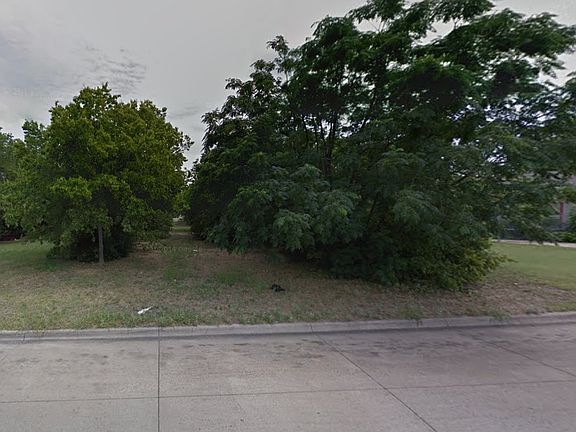 2nd image of 5607 Bonnell Ave