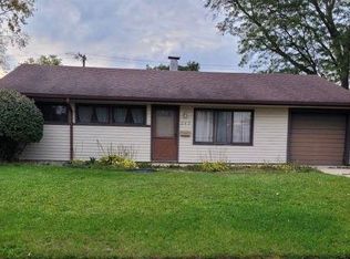 247 Brandt St, Garden City, MI 48135