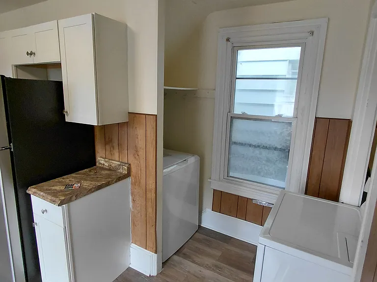 163 Washington St #2 — Photo 6