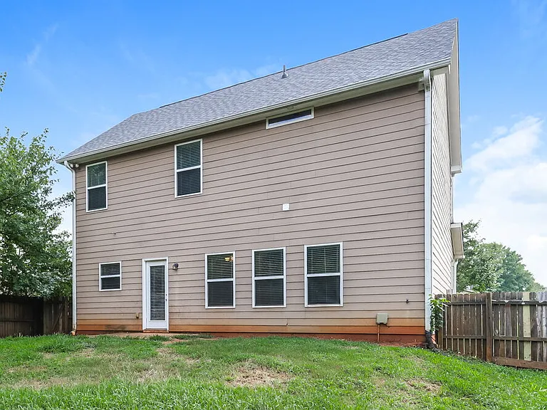 137 Centerra Springs Dr — Photo 16