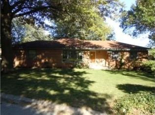 4957 S Cottage Ave, Independence, MO 64055