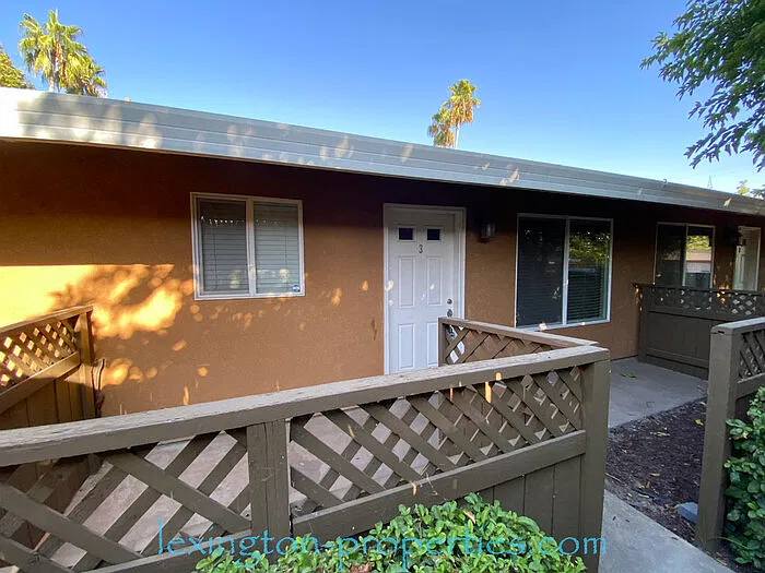 2 bed, 1.0 bath, 800 sqft, $1,700 — Photo 4