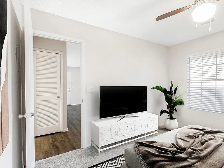 Milana Reserve Apartment Homes — Photo 48