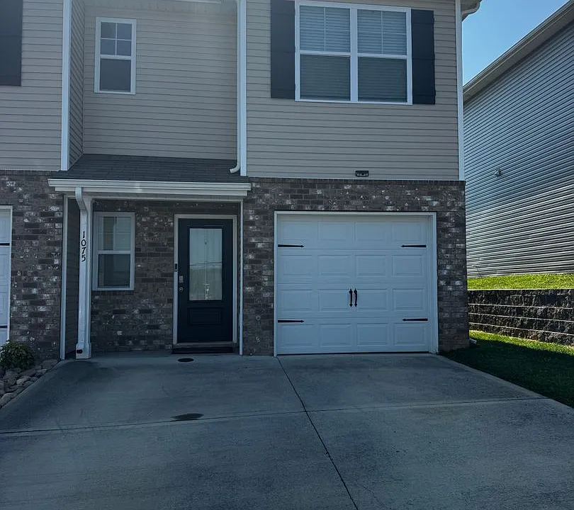 1075 Hammett Rd