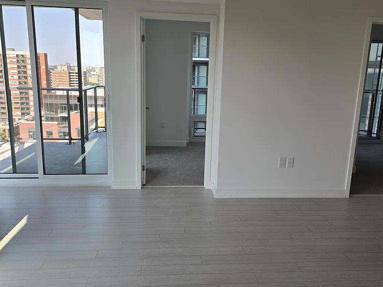 4010 Eglinton Ave W #1104 — Photo 7