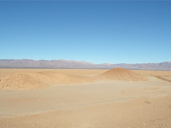 2nd image of 34105030 Calle Rosa Boulevard