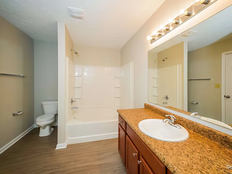 7642 Bolero Dr — Photo 13