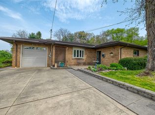 1632 Highland Rd, Conway, PA 15027