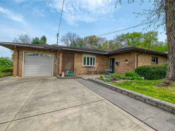 1632 Highland Rd, Conway, PA 15027