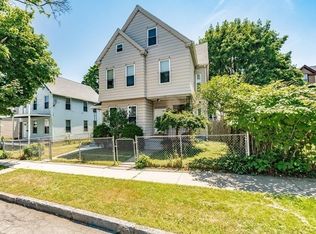 72-74 Linden St, Holyoke, MA 01040