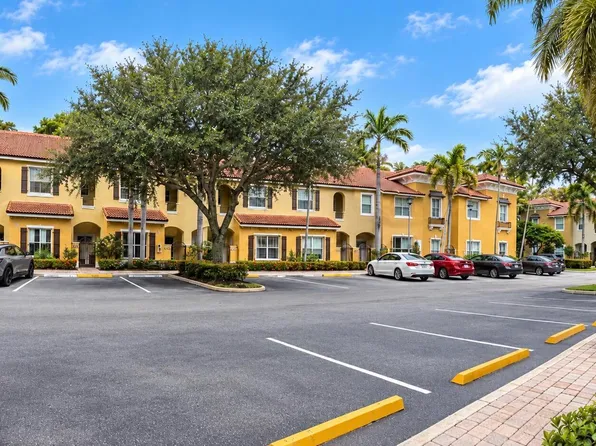 3373 Merrick Lane #705, Margate, FL 33063
