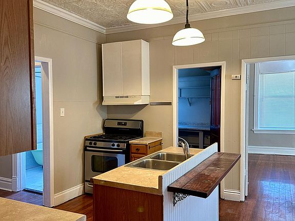 4th image of 2729 Ann Ave Floor 1