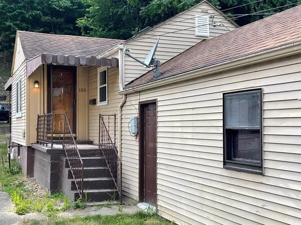 105 Roosevelt Avenue, Benwood, WV 26031