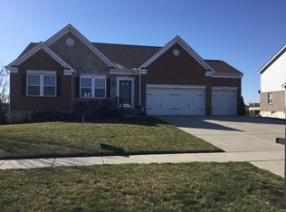 2045 Cathedral Ln, Hamilton, OH 45013