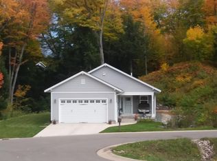 903 Westland Dr, Marquette, MI 49855