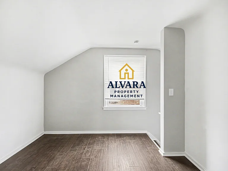 17145 Evergreen Rd — Photo 10