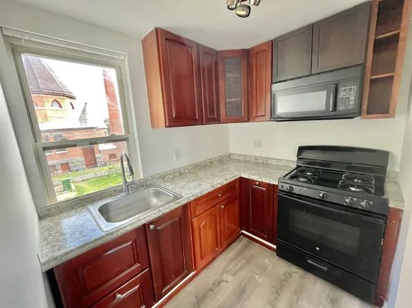 84 Willow St #2, Cohoes, NY 12047