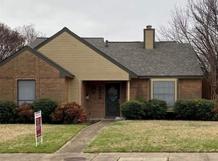 8250 Old Moss Rd, Dallas, TX 75231