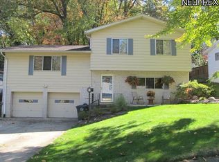 1476 Shanabrook Dr, Akron, OH 44313