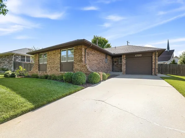 1720 N State St, Augusta, KS 67010