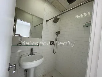 Rented by Metropolis International Realty Inc.