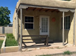 1315 Jeanette Ave SW, Albuquerque, NM 87105