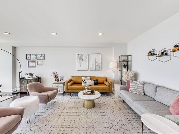 5th image of 3180 N Lake Shore Dr APT 9C