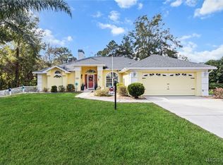 206 Pine St, Homosassa, FL 34446