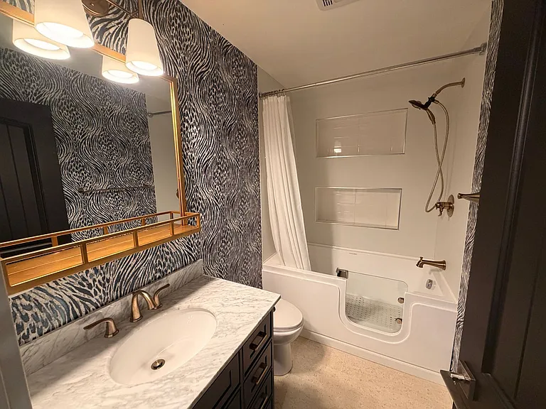 13139 W Seville Dr — Photo 18