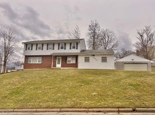 923 Squires Ave, Endicott, NY 13760