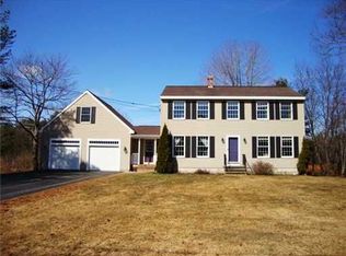24 Madelyn Ave, Topsham, ME 04086