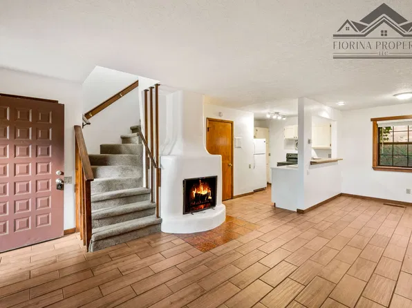 2387 Camino Capitan, 2387 Camino Capitan APT C, Santa Fe, NM 87505