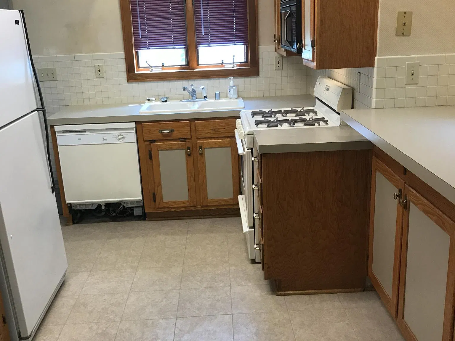 1 bed, 850 sqft, $1,125 — Photo 4
