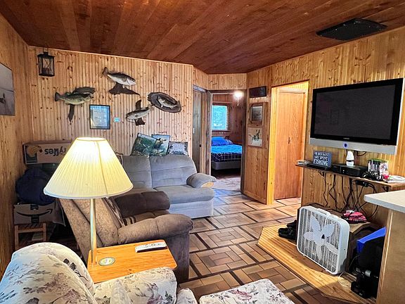 4th image of 13563 Stateline Lake Rd