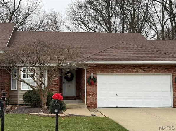 22 Kingston Rd, Collinsville, IL 62234