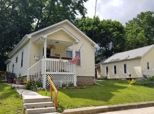 124 Jewett St, Elgin, IL 60123