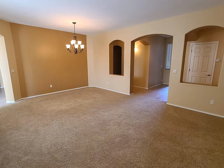 3653 E Sparrow Pl — Photo 5