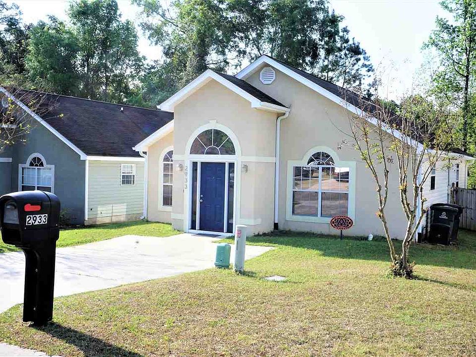 1st image of 2933 Viking Way