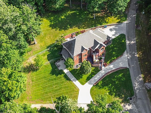 3rd image of 1357 Heather Hills Dr