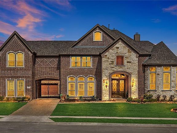 2nd image of 1931 Mountain Creek Ln
