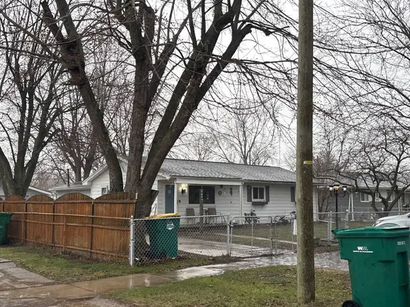 1894 Outer Lane Dr, Ypsilanti, MI 48198