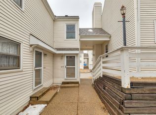 5237 Dakota Dr, West Des Moines, IA 50265
