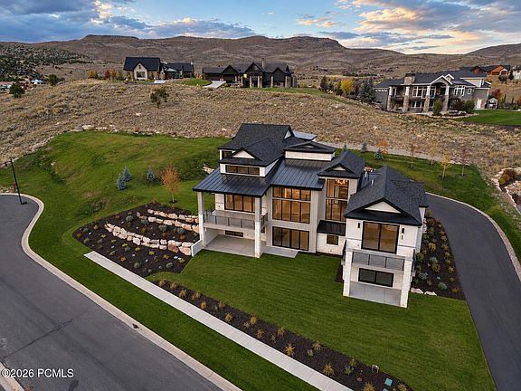 3rd image of 3101 E Hunters Ridge Way