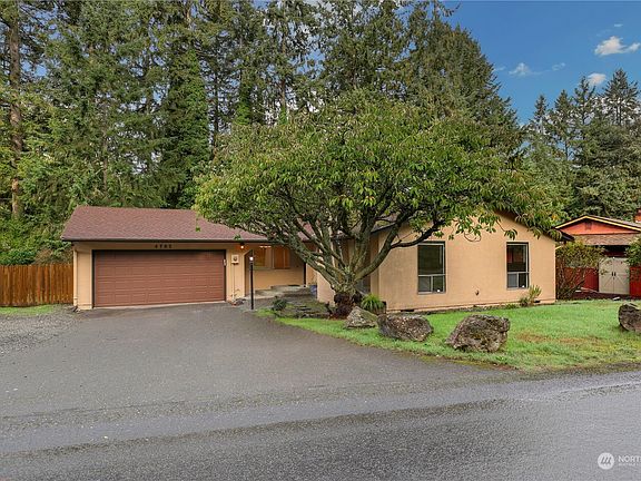 2nd image of 4702 89th Avenue W