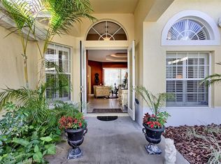 10205 Garden Alcove Dr, Tampa, FL 33647