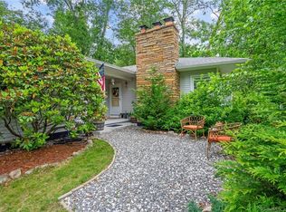 5 Skyline Dr, Salem, CT 06420