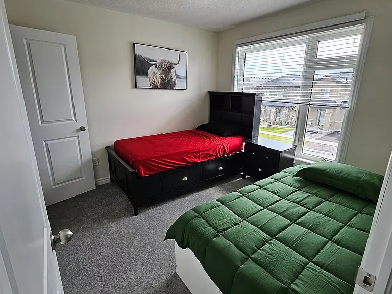 1110 Cameo St — Photo 3