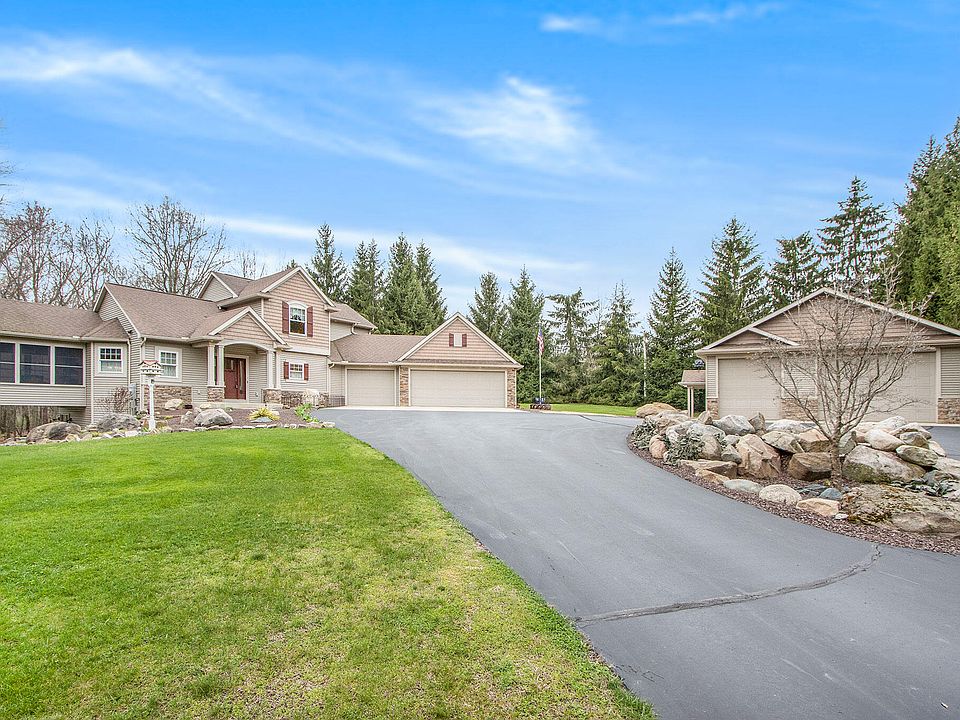 1st image of 70180 Poley Dr