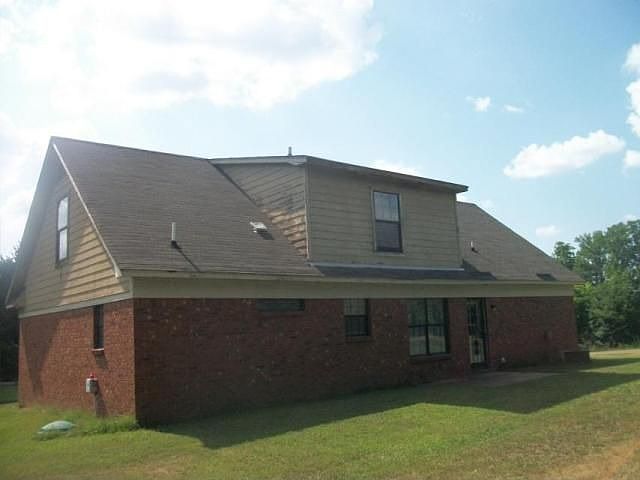 2nd image of 5224 Wildwood Dr