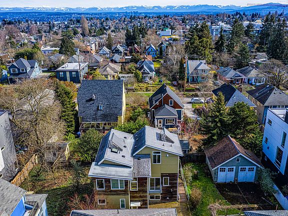 2nd image of 1504 19th Ave #A